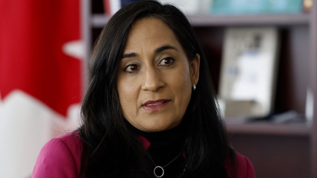 Canadian man stuck in ICE detention centre for 4 months, awaiting deportation hearing