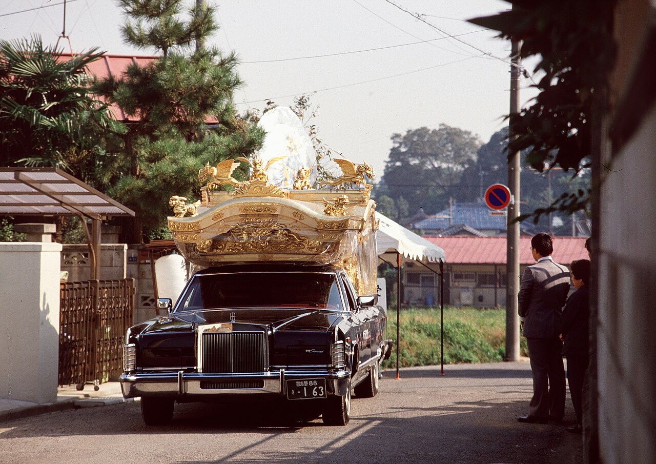 Are you paying more than your neighbour? It could be 'surveillance pricing'