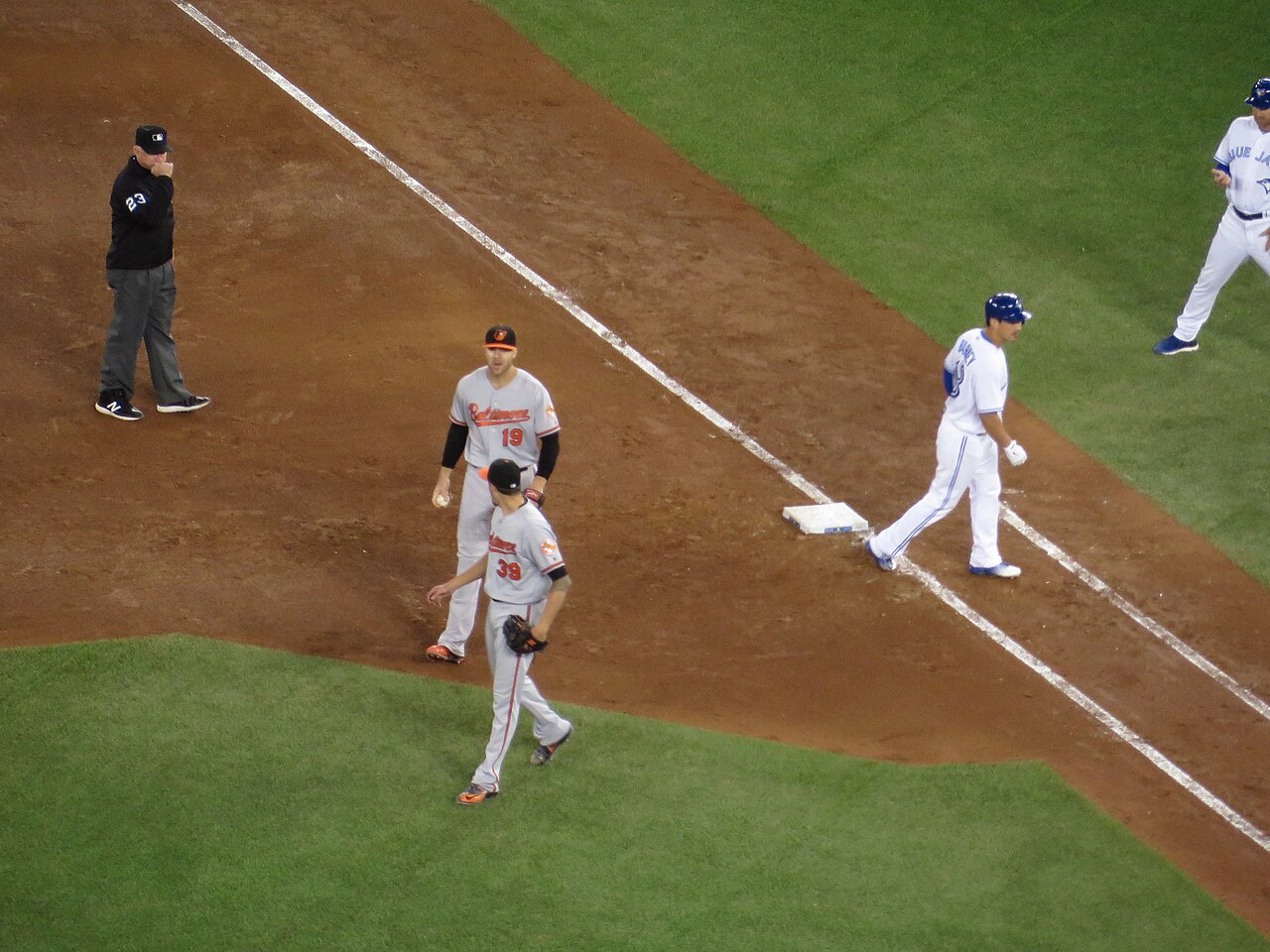 Blue Jays lose series to Milwaukee Brewers after costly small-ball runs